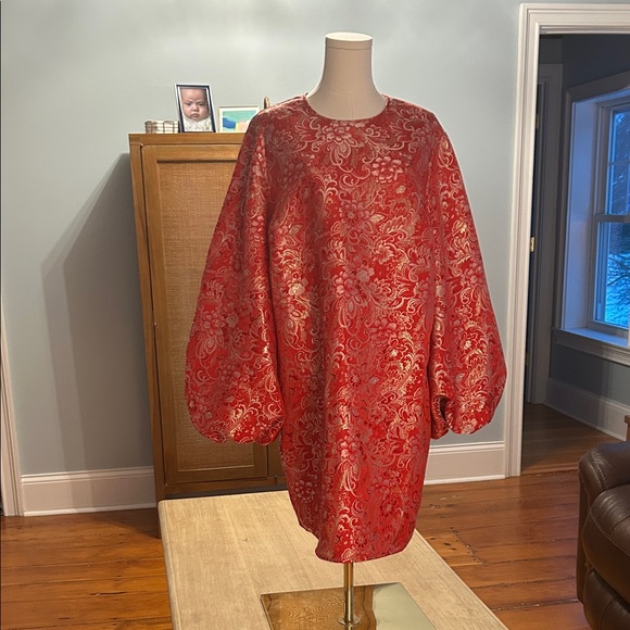 Hyacinth House Dresses & Skirts - Elegant Red Brocade Balloon-Sleeve Dress